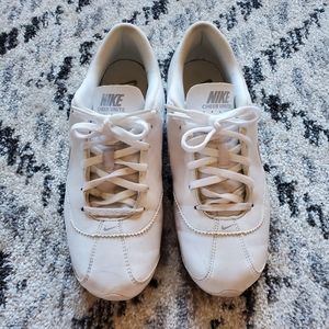 Nike Cheer Shoes Size 8.5